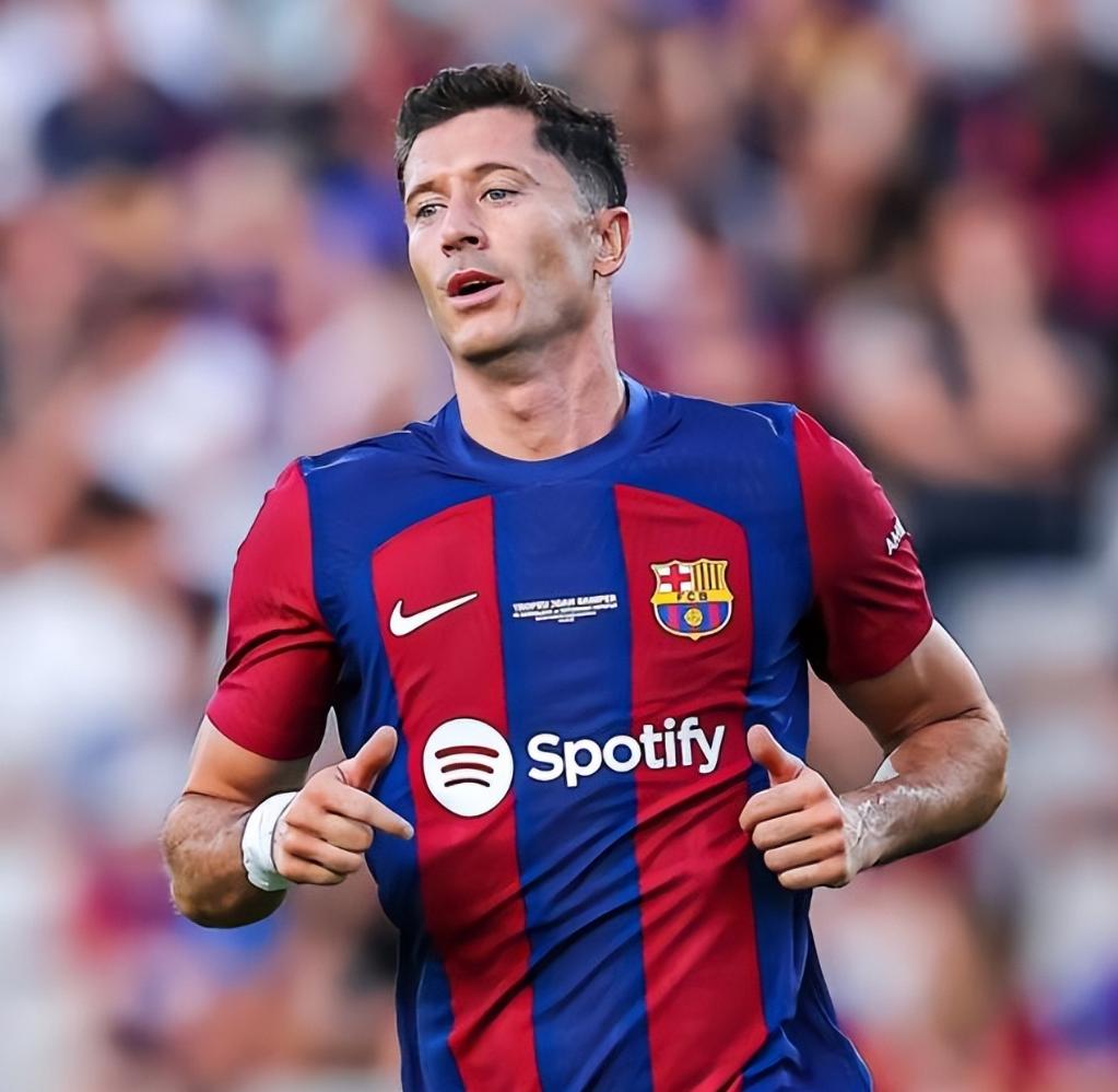 包含莱万多夫斯基关键节点战术调整,TL带队取胜!的词条 包含莱万多夫斯基关键节点战术调整,TL带队取胜!的词条